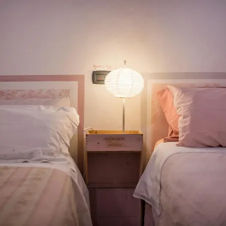 La Casa Gialla Di Semesterbostad *